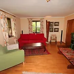 By Interhome * Weissenbach (Salzburg)