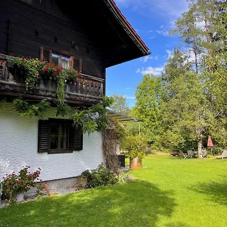 By Interhome Alpehytte Weissenbach (Salzburg)